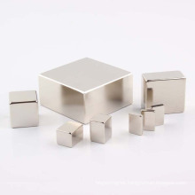 Customized Super Strong Permanent Rare Earth Sintered N52 Neodymium Magnet